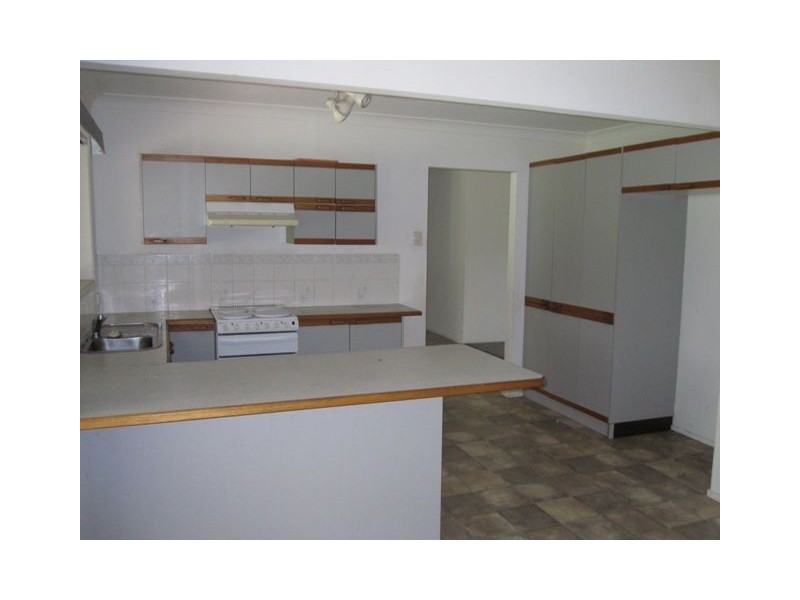 33 Aldinga Street, Redbank Plains QLD 4301