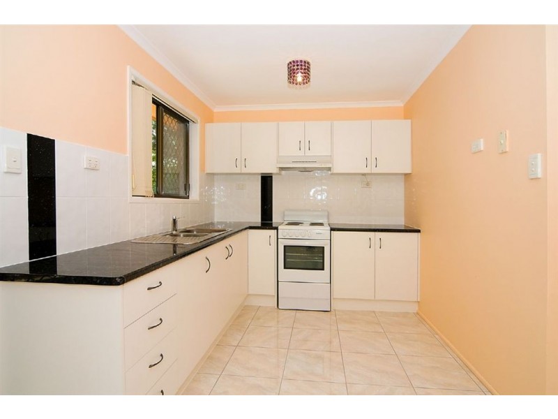8 Goondoola Street, Redbank Plains QLD 4301