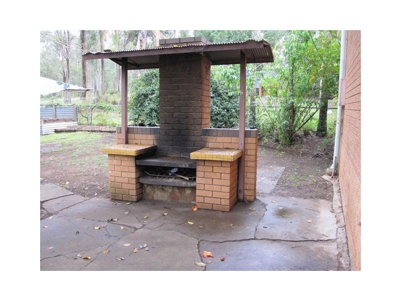 29 Tessman Street, Riverview QLD 4303