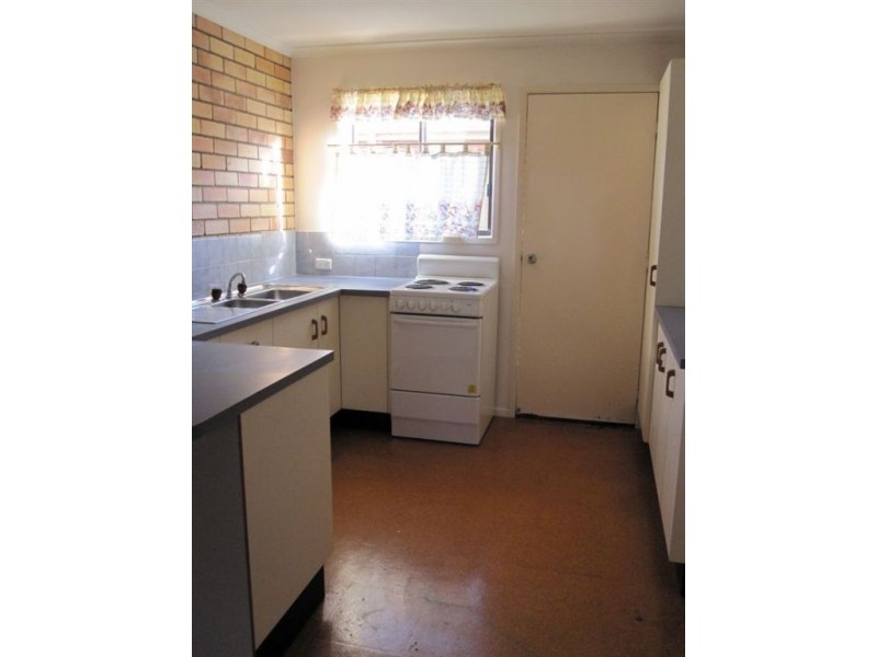 2/5 Verran Street, Redbank Plains QLD 4301