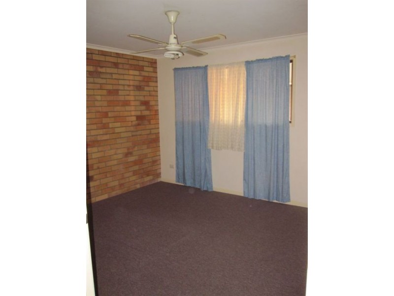 2/5 Verran Street, Redbank Plains QLD 4301