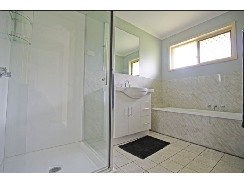 10A Vicki Street, Redbank Plains QLD 4301