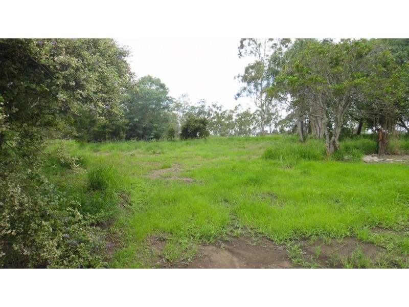 11 Railway Terrace, Goodna QLD 4300