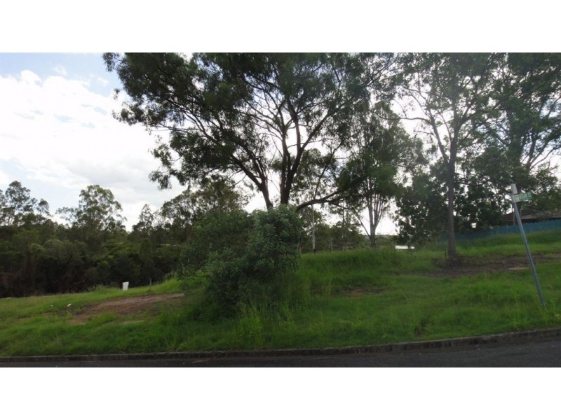 13 Conway Street, Riverview QLD 4303