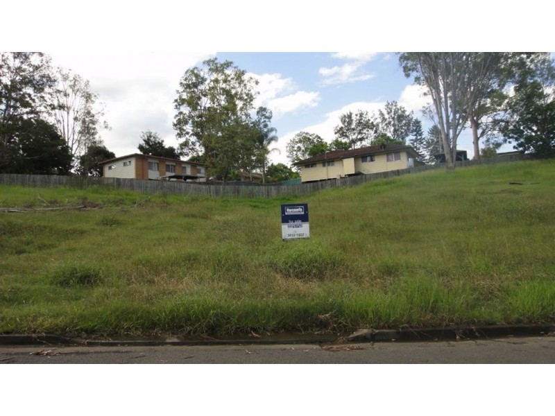17 Conway Street, Riverview QLD 4303