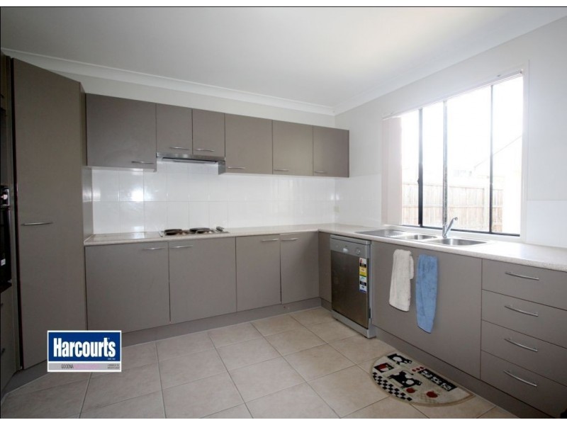 7 Vince Court, Collingwood Park QLD 4301