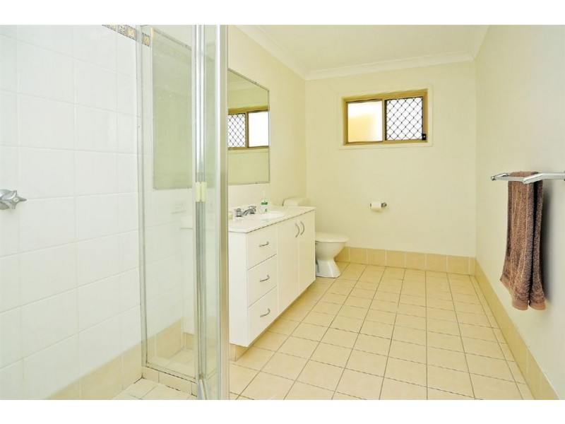 33 O’dea Cres, Goodna QLD 4300
