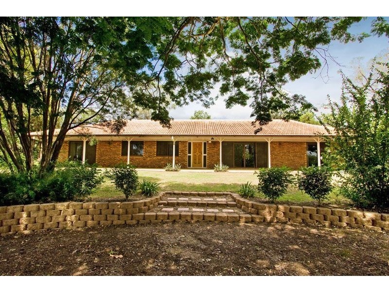 119 Johnston Street, Bellbird Park QLD 4300