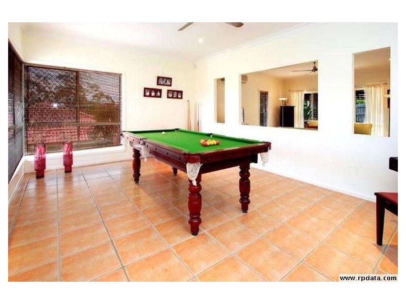 12 Amadeus Pl, Westlake QLD 4074