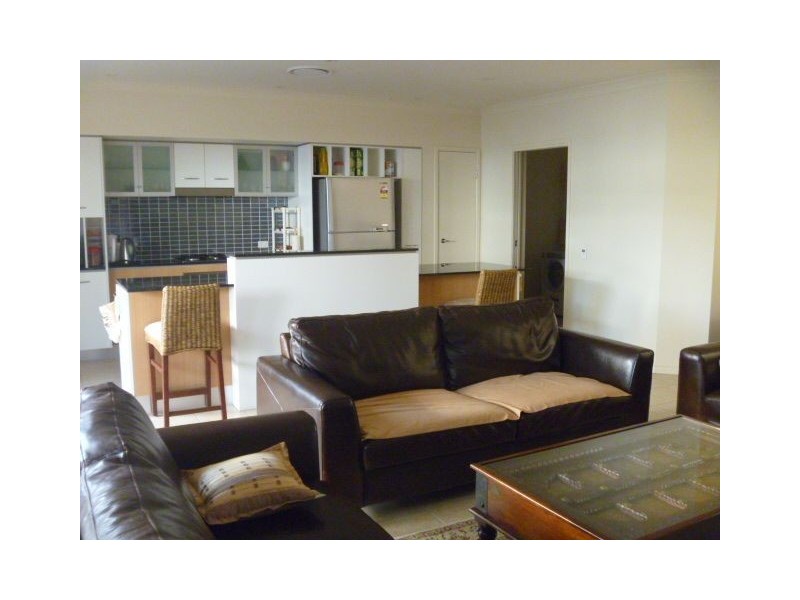 Mount Ommaney QLD 4074