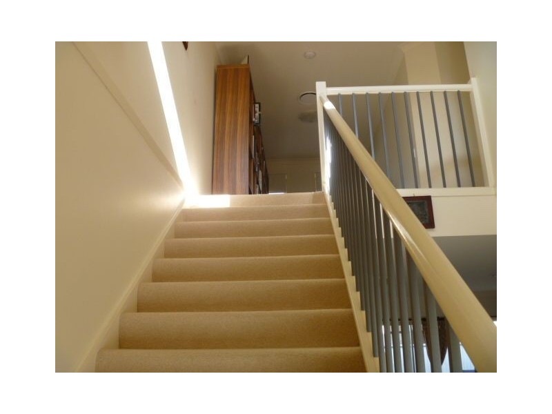 Mount Ommaney QLD 4074