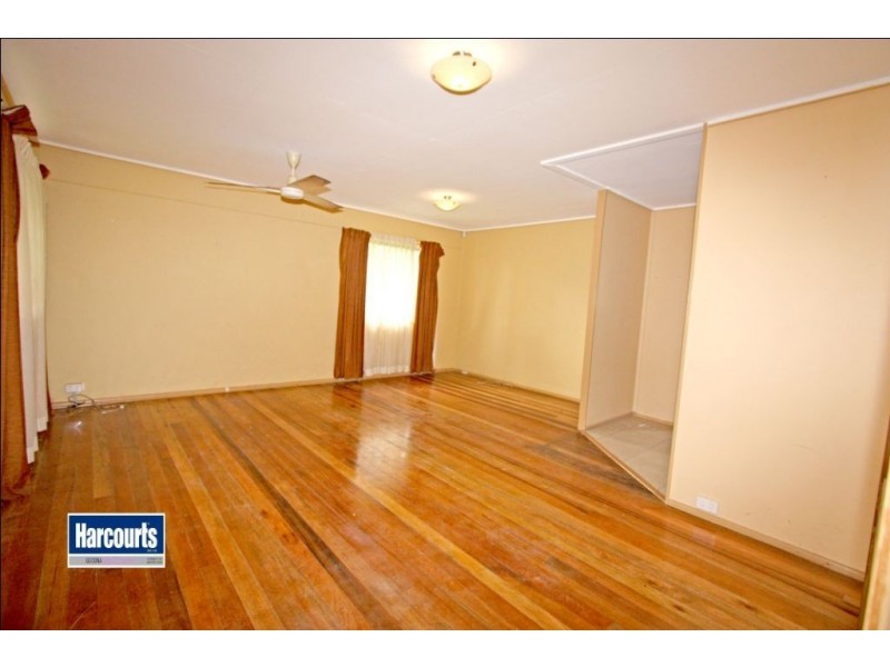 42 Janice Street, Gailes QLD 4300