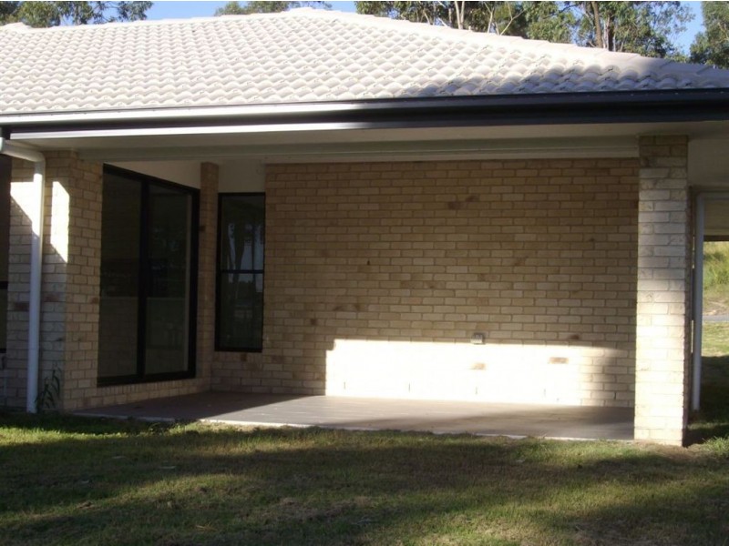 13 Bloodwood Place, Redbank QLD 4301