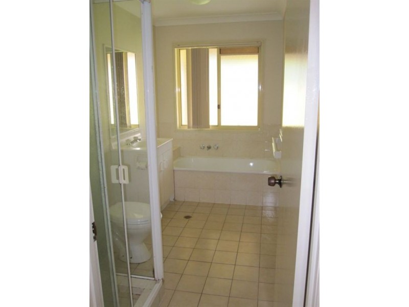 8/316 Redbank Plains Road, Bellbird Park QLD 4300