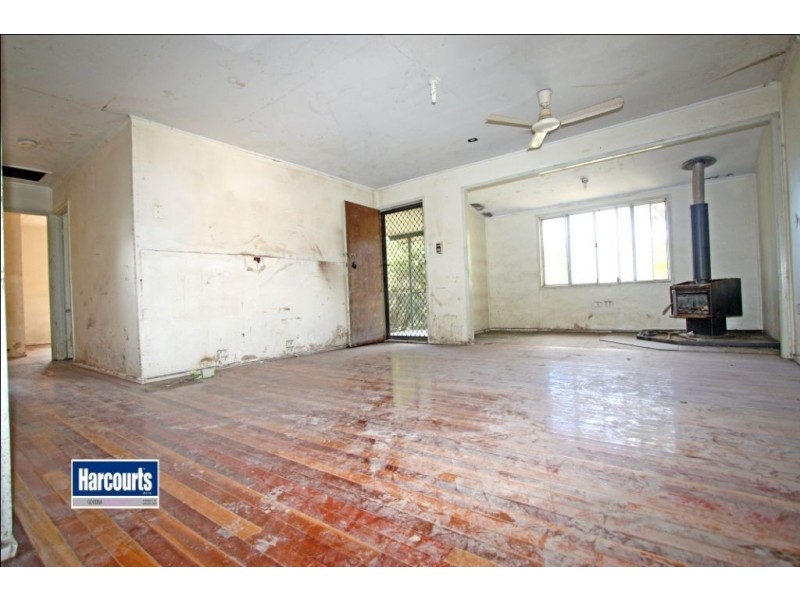 10 McLeod Street, Basin Pocket QLD 4305
