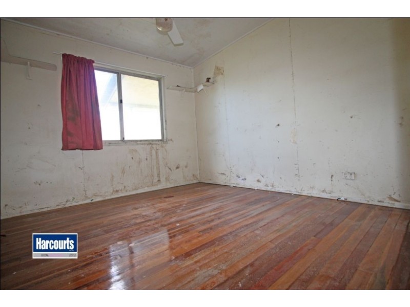 10 McLeod Street, Basin Pocket QLD 4305