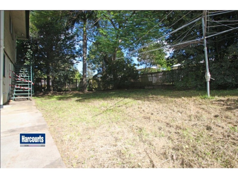10 McLeod Street, Basin Pocket QLD 4305