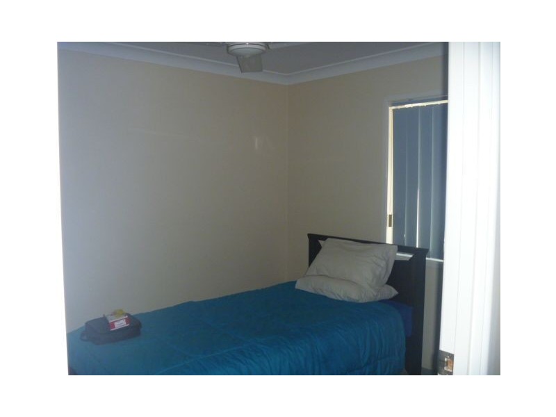 1/17 Kerwick Street, Redbank QLD 4301