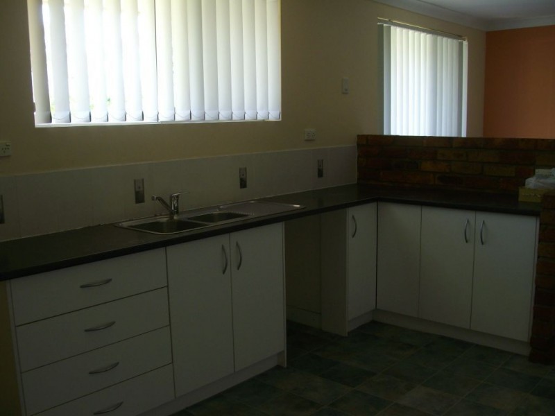39 – 41 Harris Street, Bellbird Park QLD 4300