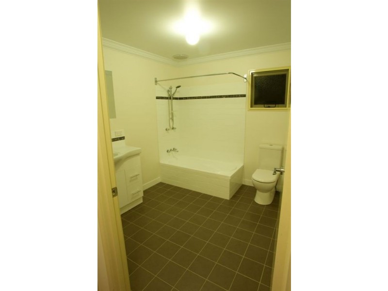 115 Brisbane Road, Riverview QLD 4303