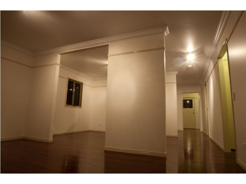 115 Brisbane Road, Riverview QLD 4303