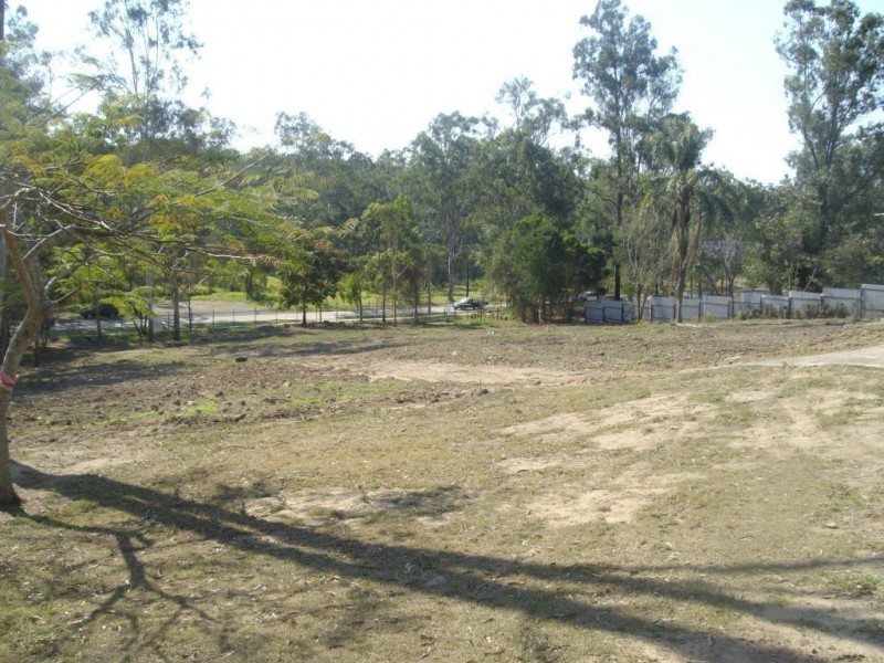 327 Jones Road, Bellbird Park QLD 4300