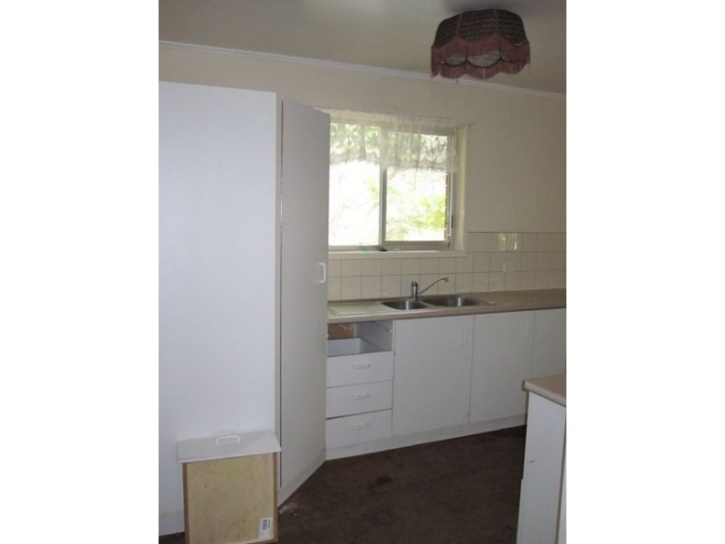 29 Tessman Street, Riverview QLD 4303