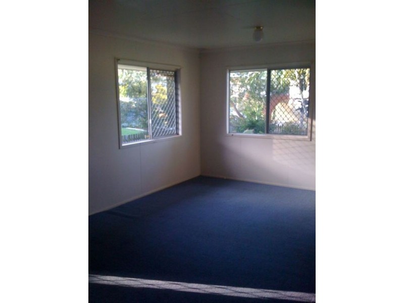 7 Elizabeth Crescent, Goodna QLD 4300