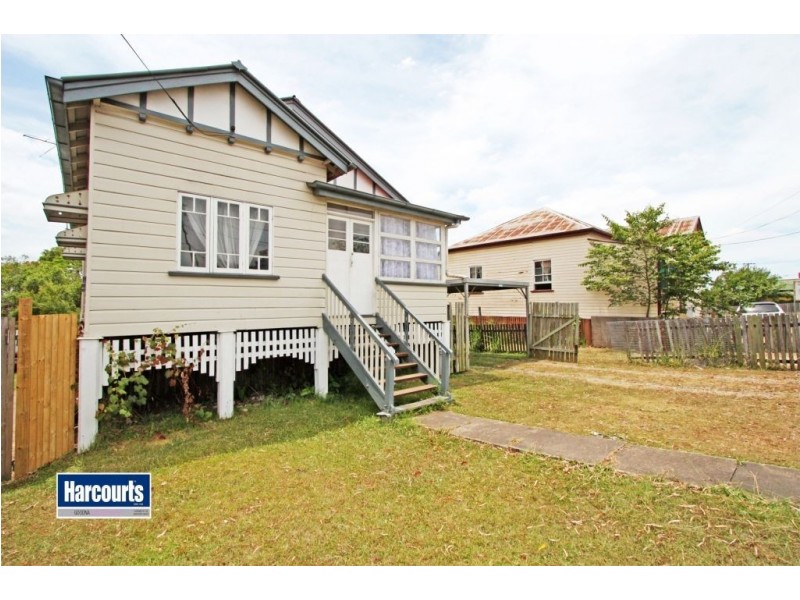 34 Brisbane Road, Dinmore QLD 4303