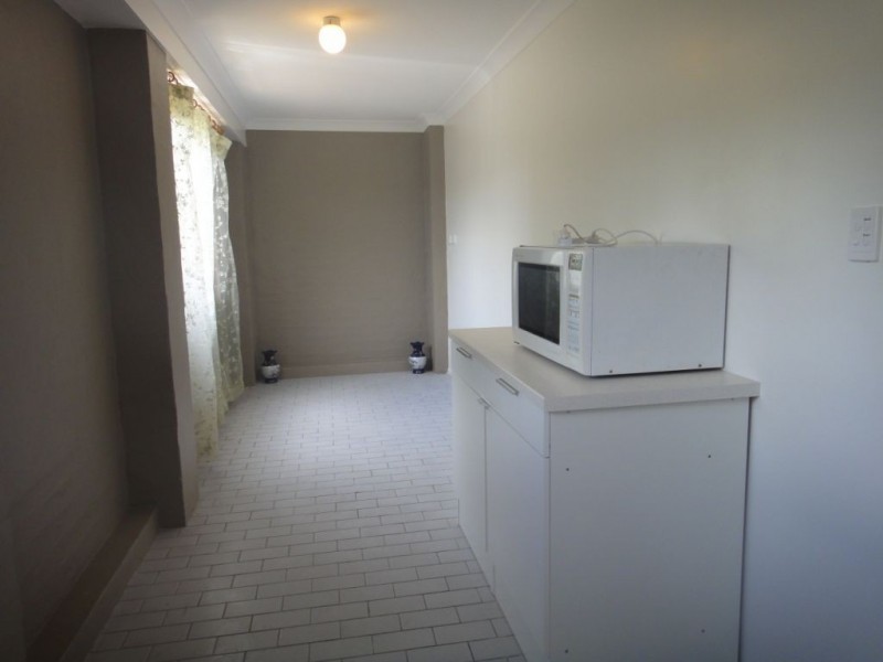 Moores Pocket QLD 4305