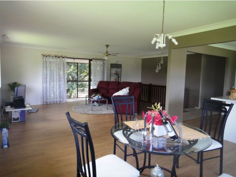 Moores Pocket QLD 4305