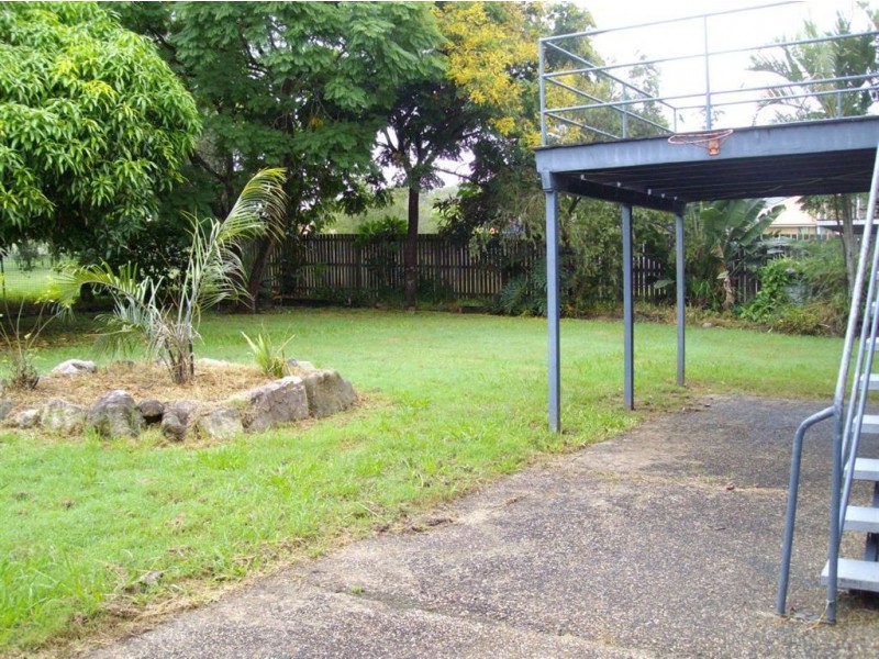 212 Cedar Road, Redbank Plains QLD 4301