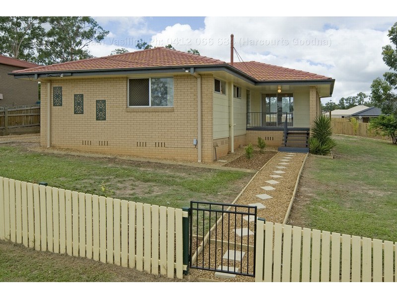 15 BAILEE STREET, Goodna QLD 4300