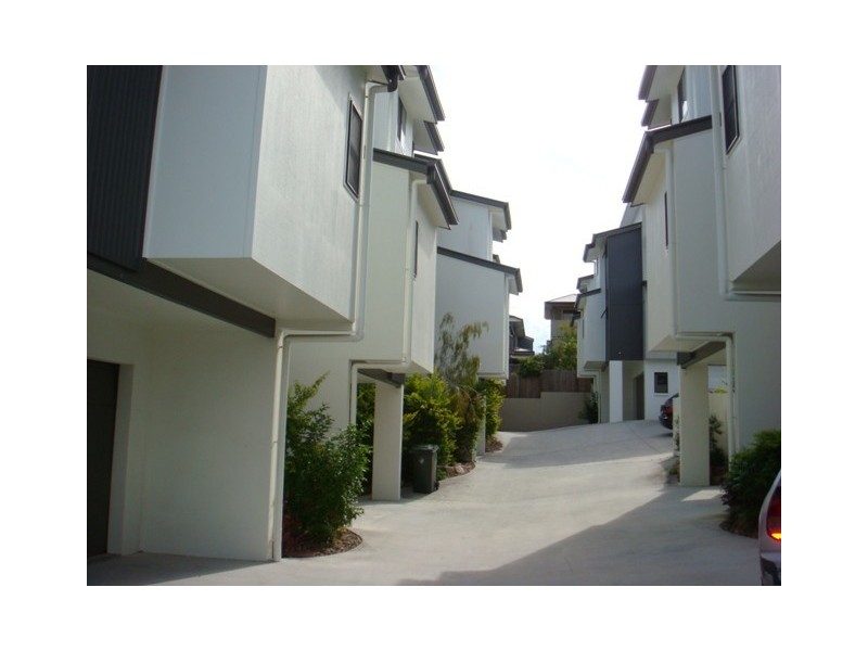 2/47 Jones Road, Carina Heights QLD 4152