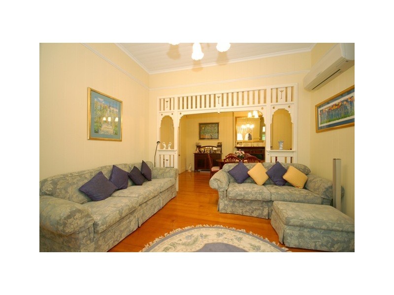 401 Upper Cornwall Street, Coorparoo QLD 4151