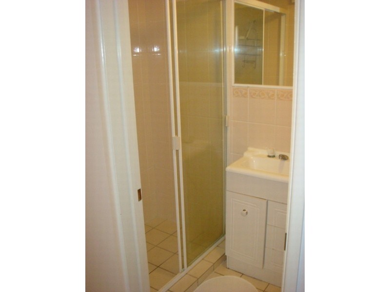 1/71 Jellicoe Street, Coorparoo QLD 4151