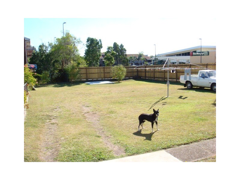 21 Yuletide Street, Holland Park West QLD 4121