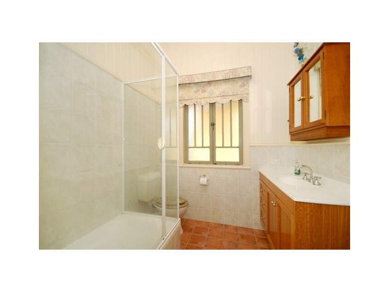 21 Harold Street, Holland Park QLD 4121