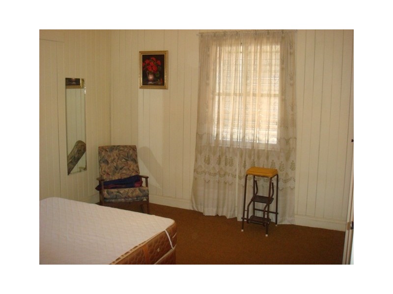 28 Fryar Street, Camp Hill QLD 4152