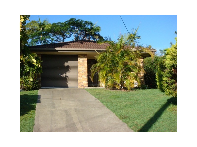 21 Greens Road, Coorparoo QLD 4151