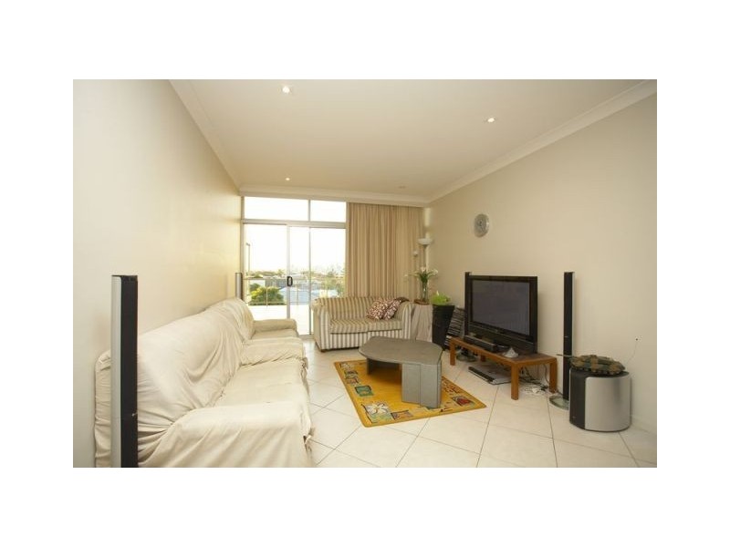 8/8 Ridge Street, Greenslopes QLD 4120