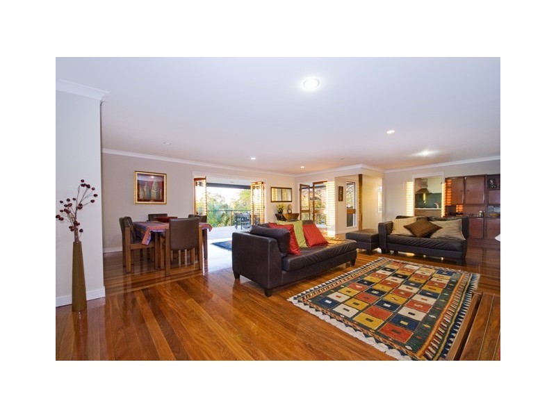 68 Sebring Street, Holland Park West QLD 4121
