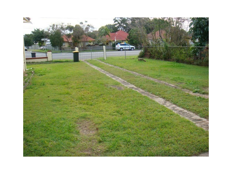 99 Junction Road, Morningside QLD 4170