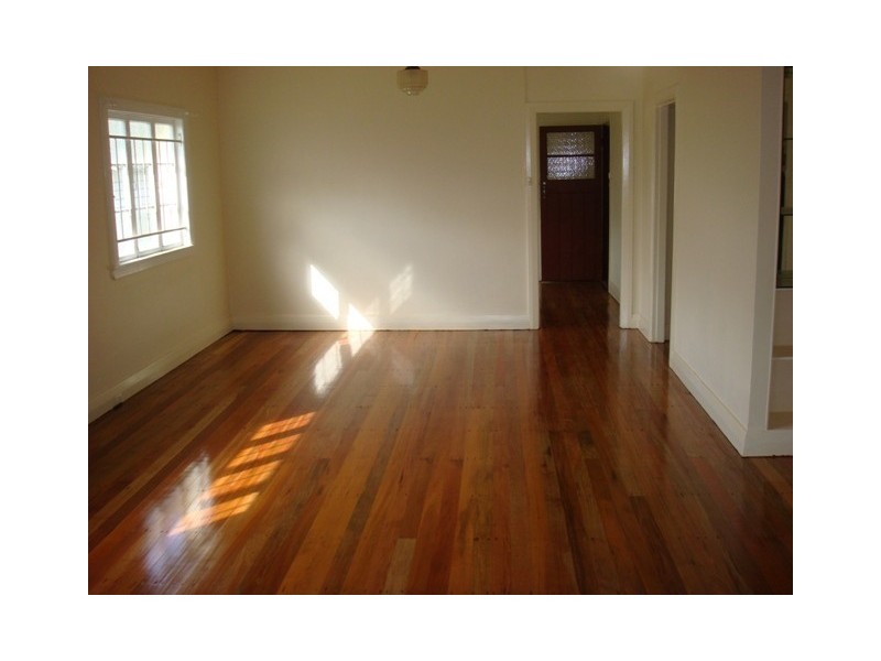 99 Junction Road, Morningside QLD 4170