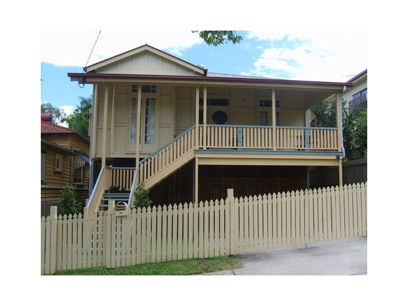 19 Ferndale Street, Annerley QLD 4103
