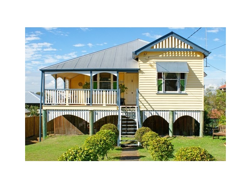 44 Raven Street, Camp Hill QLD 4152