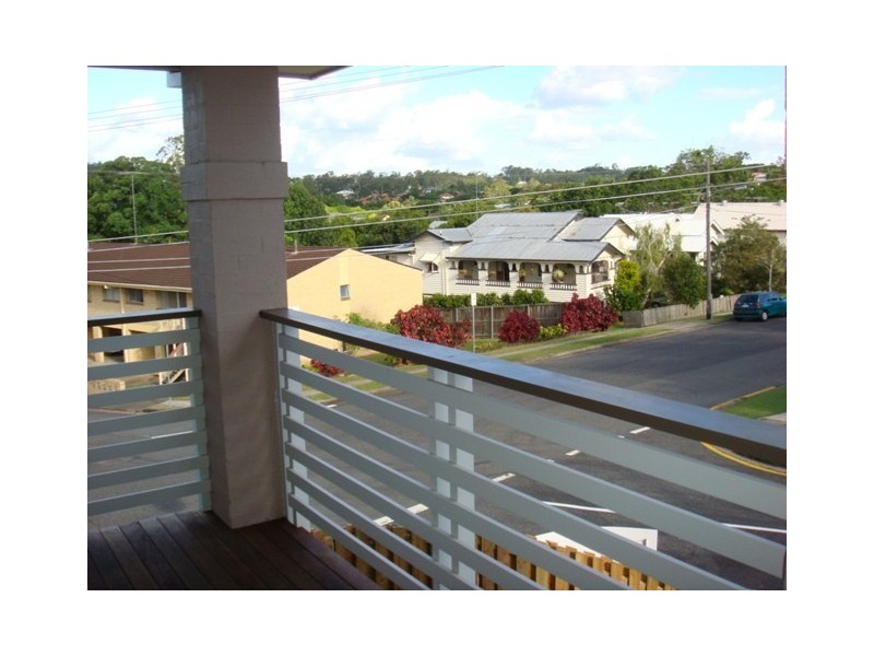 1/31 McLay Street, Coorparoo QLD 4151