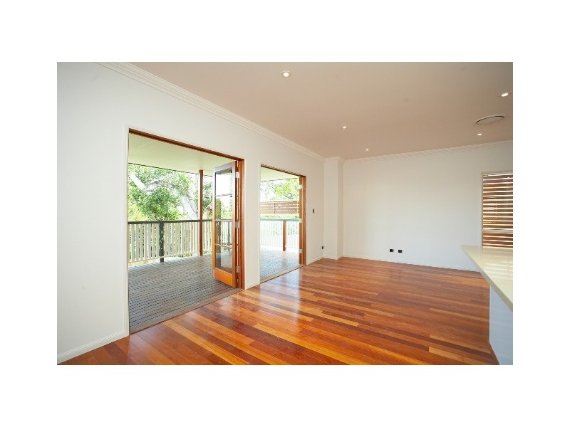 55 Amelia Street, Coorparoo QLD 4151