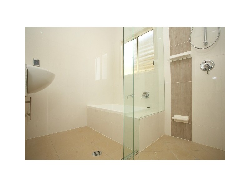 57 Amelia Street, Coorparoo QLD 4151