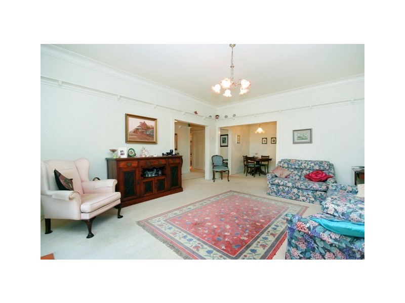 4 Thynne Avenue, Norman Park QLD 4170